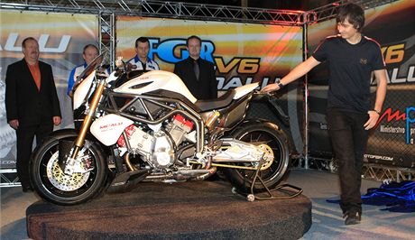 Karel Abraham odhalil motocykl FGR Midalu