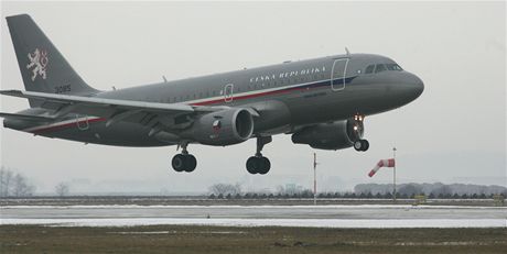 Letoun Airbus A-319 CJ na smíeném letiti v Bochoi u Perova.