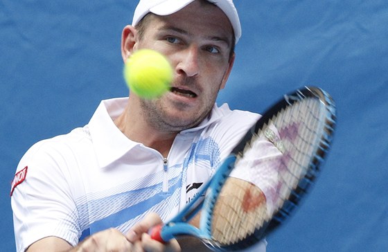 Jan Hájek v 1. kole Australian Open nestail na Andyho Roddicka