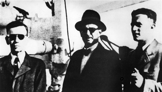 Adolf Eichmann na lodi do Argentiny v ervenci 1950