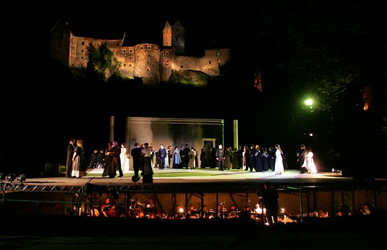 Kvli nedostatku penz se operní festival v Lokti zmní v bienále.