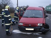 Citroen Jumpy po nehod u Tebechovic pod Orebem