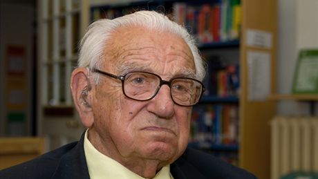 SIr Nicholas Winton SIr Nicholas Winton