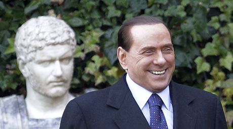 Italský premiér Silvio Berlusconi (20. ledna 2011)