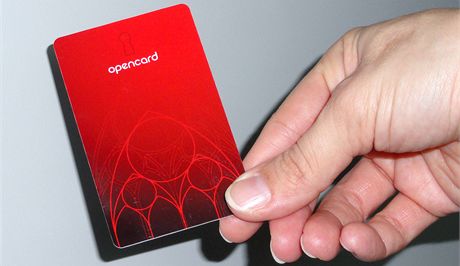 Lidé si Opencard prodlouí. Ilustraní snímek