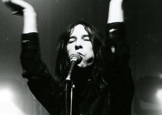 Z výstavy Pili vas (i s kíkem po funuse): Primal Scream v roce 1994