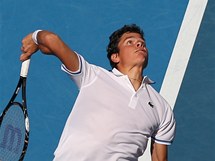 Milos Raonic pi servisu