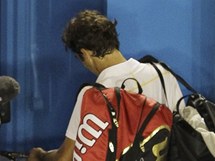 Roger Federer opou Rod Laver Arenu v Melbourne