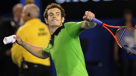 Andy Murray slaví postup do finále Australian Open