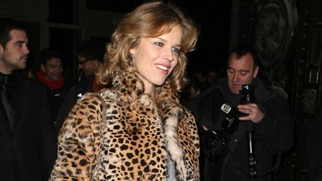 Eva Herzigová v sedmém měsíci těhotenství Eva Herzigová v sedmém měsíci těhotenství