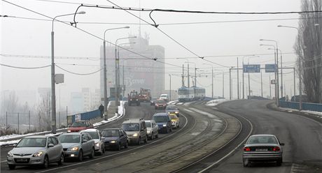 Ostrava u nkolik dn opt trp zahalen ve smogu. 