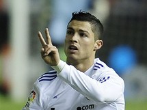 TRPEN. Cristiano Ronaldo se snail, ale druhou porku Realu v sezon neodvrtil.