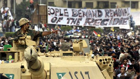 Protivldn demonstrace v egyptsk Khie (1. nora 2011)
