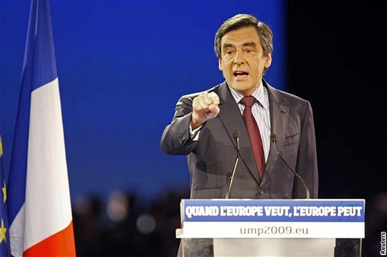 Francouzský premiér Francois Fillon (4. ervna 2009)