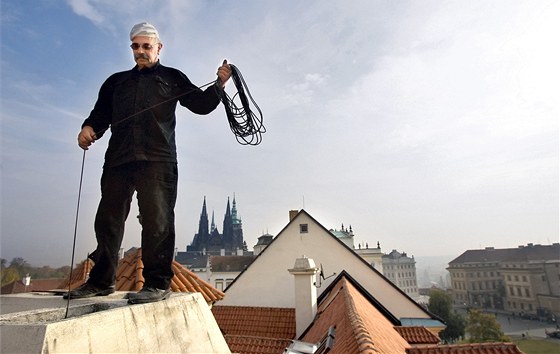 Mezi kominíky na idlochovicko se vetel podvodník, který vydával falené dokumenty o revizi (ilustraní snímek).