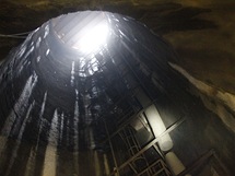 Tunel Blanka - Tudy jsou spaliny odvdny ven na zemsk povrch.