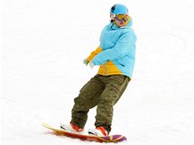 Ve skiarelu na Bublav se prohnj i snowboardist.