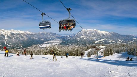 Lyžování v německém Garmisch-Partenkirchenu Lyžování v německém Garmisch-Partenkirchenu