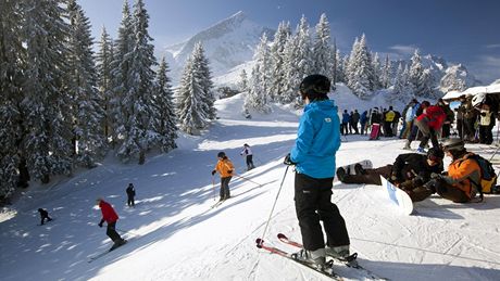 Lyování v nmeckém Garmisch-Partenkirchenu