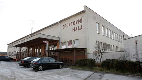 Sportovní hala v Hluku. Sportovní hala v Hluku.