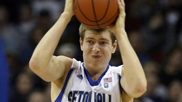 Patrik Auda v dresu univerzity Seton Hall.