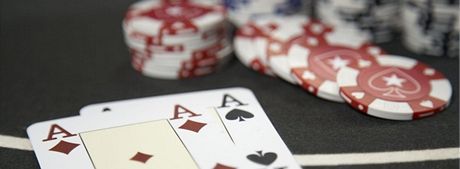 Hrái tvrdí, e poker je o dovednosti. Soudy vak s jejich názorem nesouhlasí. Ilustraní foto