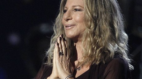 Grammy za rok 2010 - Barbra Streisandová (Los Angeles, 13. února 2011)