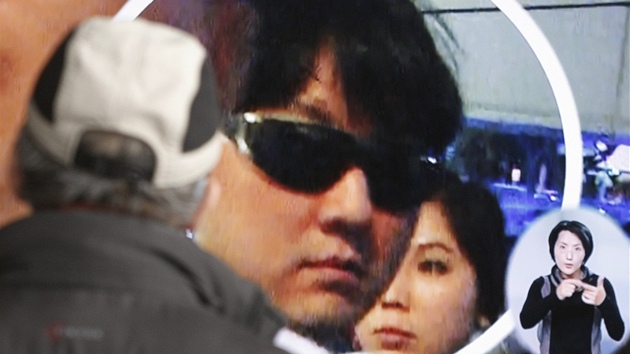 Prostední syn severokorejského vdce Kim ong-ol na koncet Erica Claptona v Singapuru (14. února 2011)