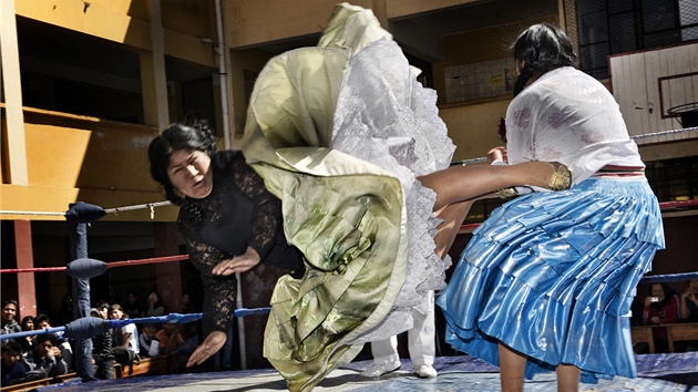 2. cena Umní a zábava (série) - Létající Cholitas, tradiní zápasnice v Bolívii