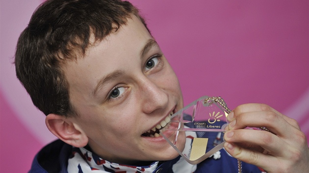 eský krasobrusla Petr Coufal získal zlatou medaili na evropské olypiád mládee.