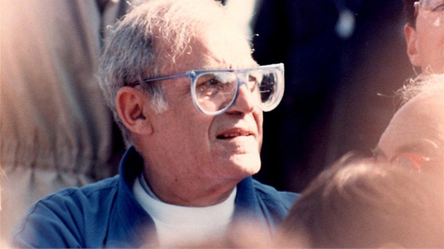 John Strauss John Strauss