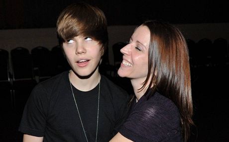 Justin Bieber s matkou Pattie Mallettovou (2010)