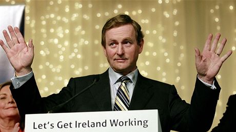 V irských volbách zvítzila opozice, pítím irským premiérem se stane éf strany Fine Gael Enda Kenny. 