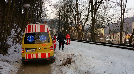 Rychlík do Pardubic srazil v elezném Brod starího mue