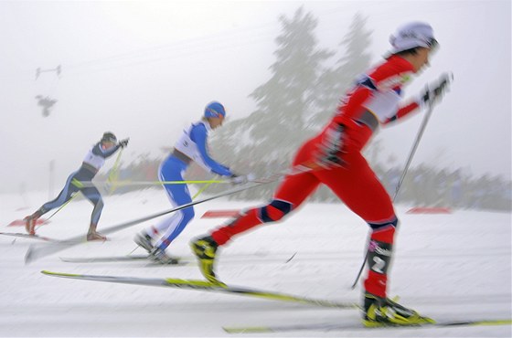 SKIATLON. Bkyn na lych svd souboj na mistrovstv svta v Oslu ve skiatlonu na 15 kilometr.