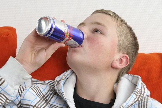 U mladých jsou energetické nápoje módou (ilustraní fotografie)