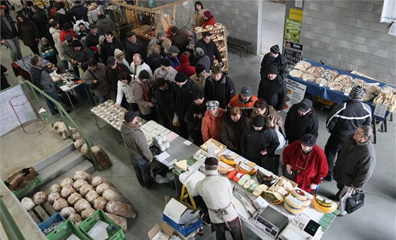 Hanácké farmáské trhy se zatím v kraji konají jen v Perov (na snímku), od dubna na n ale budou moci lidé vyrazit i do umperka a pedevím do Olomouce.