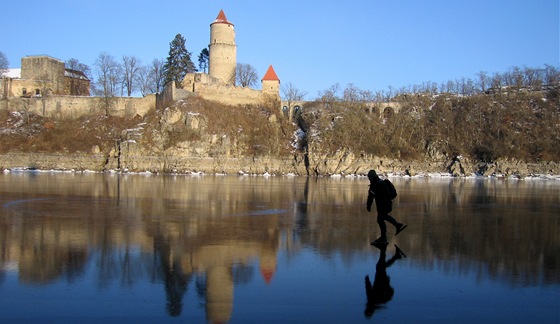 Orlická pehrada, hrad Zvíkov