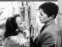 Annie Girardotov a Alain Delon ve filmu Rocco a jeho brati (1960)