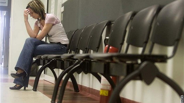 Reportérka MF DNES při testu kolínské pohotovosti. Reportérka MF DNES při testu kolínské pohotovosti.