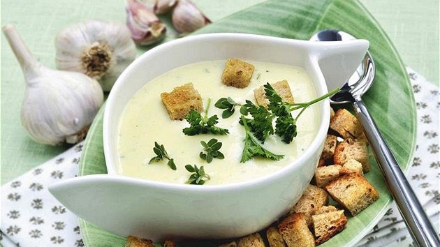 Krémová česnečka. Krémová česnečka.