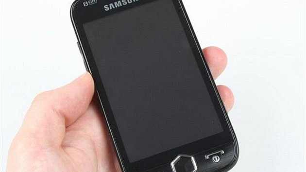 Recenze Samsung Omnia II detail