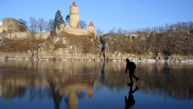 Orlická pehrada, hrad Zvíkov