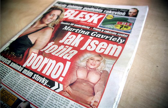 Pornofotografie moderátorky Martiny Gavriely na titulní stran deníku Blesk.