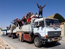 Uprchlci na pechodu Salm mezi Egyptem a Liby. (3. bezna 2011)