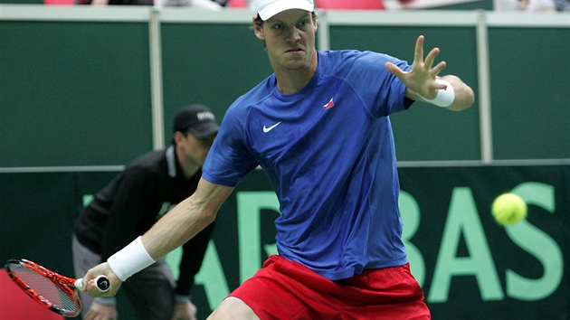 RAZANTN RETURN. Tom Berdych odehrv mek.