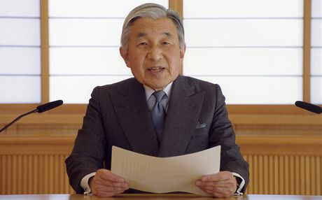 Japonský císa Akihito pednesl 16. bezna 2011 svj vbec první televizní...