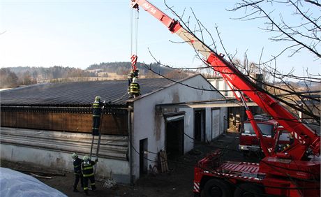 Hasii museli k zchran krvy povolat jeb a vyezat pro jeho hk dru ve stee.