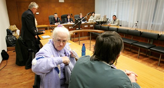 Zástupci politických stran z Krupky usilují u Krajského soudu v Ústí nad Labem o nové volby.