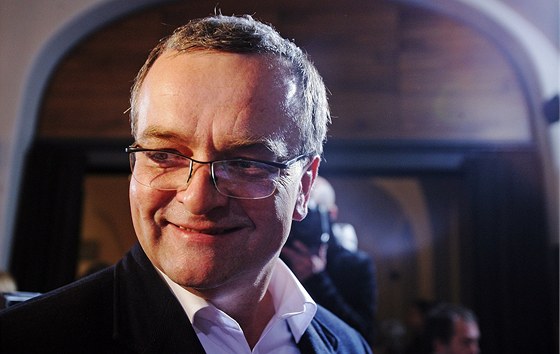 Miroslav Kalousek ve volebním tábu TOP 09. (16. íjna 2010)